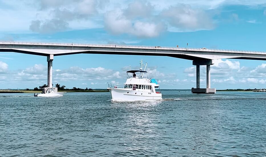 Cruise Boat